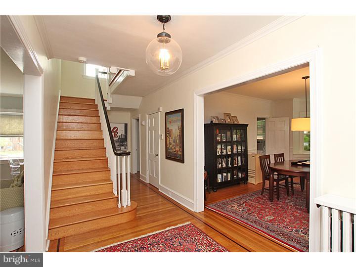 425 Newbold Road Jenkintown, PA 19046 - Photo 11 of 25 Hallway