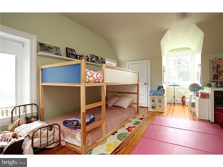 425 Newbold Road Jenkintown, PA 19046 - Photo 19 of 25 Bedroom 4