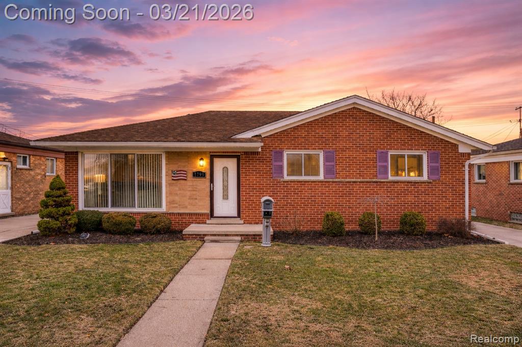 1799 Grange Road Trenton, MI 48183 - Photo 1 of 37 Gallery Image 1