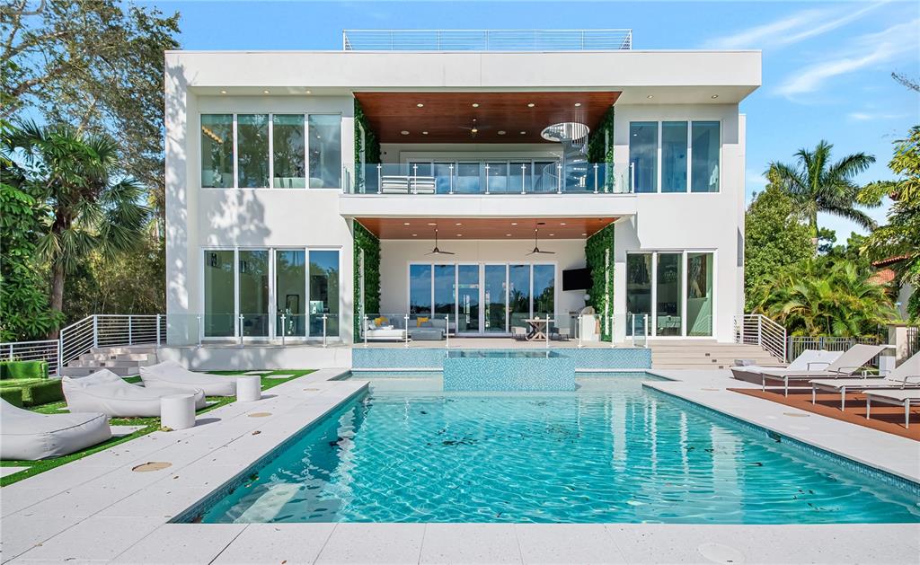 3936 Roberts Point Road Sarasota, FL 34242 - Photo 1 of 1 Gallery Image 1