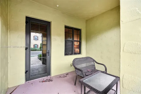 $350,000 | 9064 Capistrano Street North, Unit 5004, Naples, FL 34113