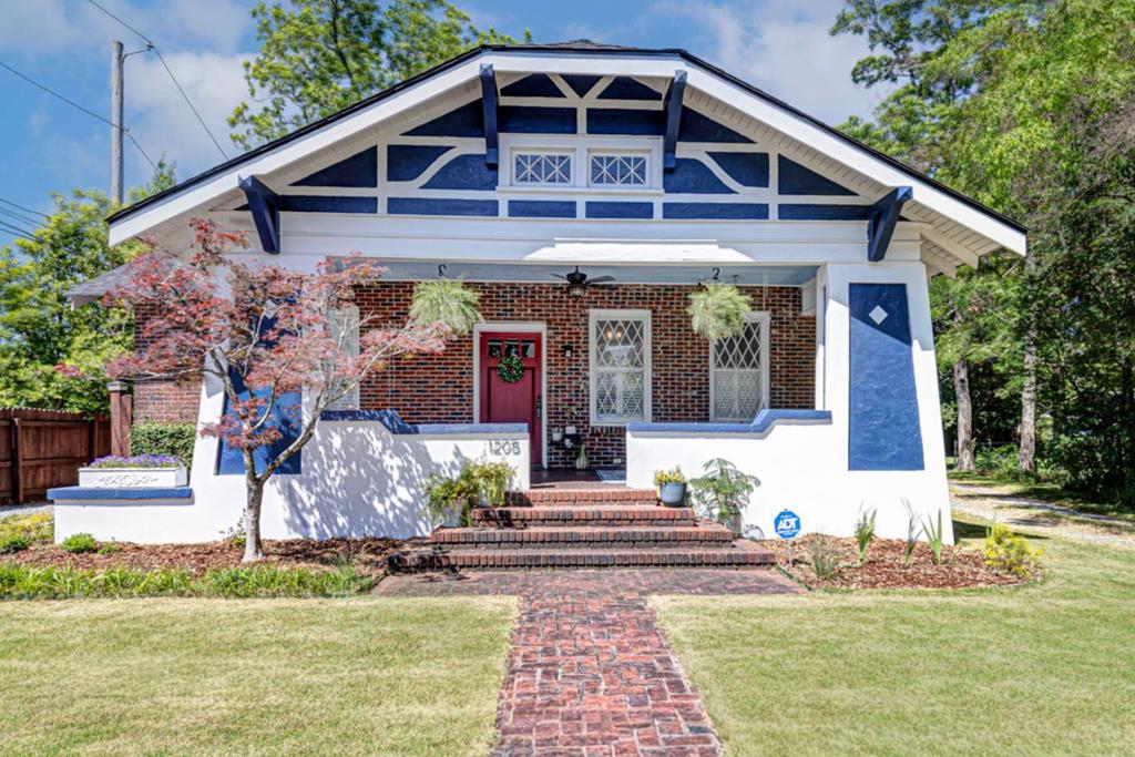 1205 Munro Avenue Columbus, GA 31906 - Photo 1 of 51 Main View