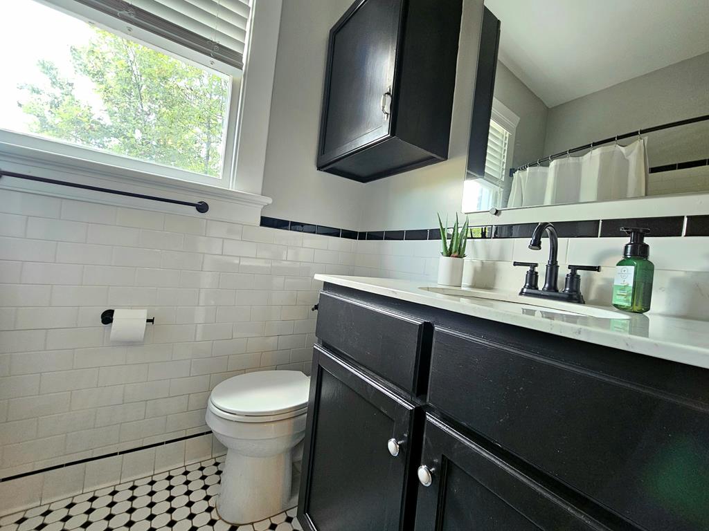 1205 Munro Avenue Columbus, GA 31906 - Photo 25 of 51 Hall Bath