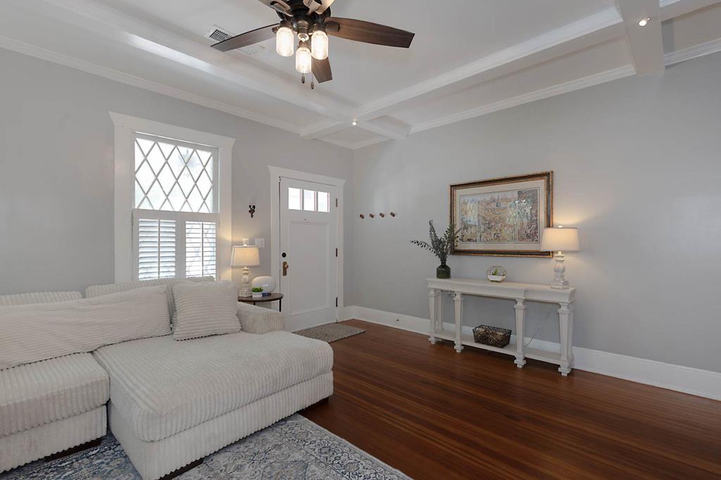 1205 Munro Avenue Columbus, GA 31906 - Photo 6 of 51 Living Room
