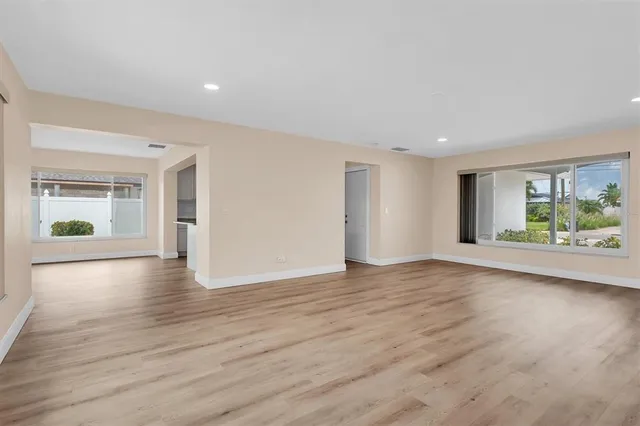 $3,500 | 315 Buttonwood Lane, Largo, FL 33770