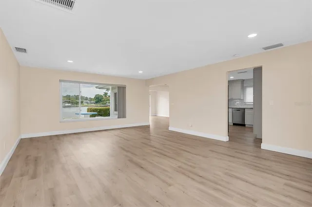 $3,500 | 315 Buttonwood Lane, Largo, FL 33770