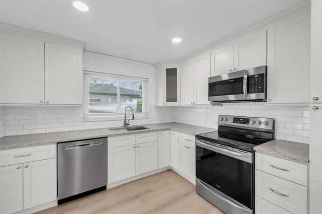 $3,500 | 315 Buttonwood Lane, Largo, FL 33770