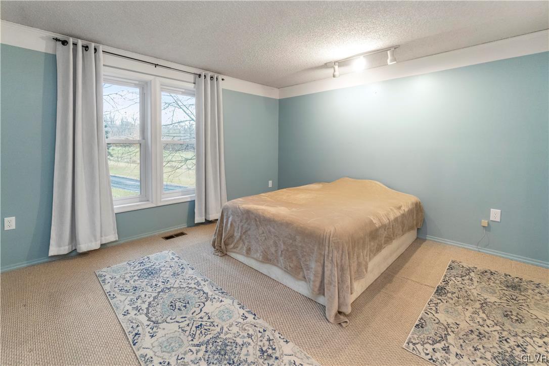 3246 Love Road Northampton, PA 18067 - Photo 19 of 36 Master