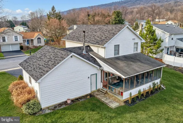 $384,900 | 118 Mountain View Drive, Enola, PA 17025