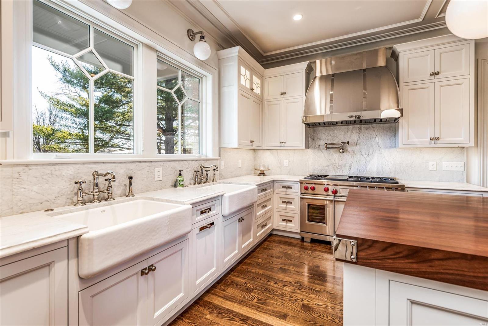 1926 South Mason Road St. Louis, MO 63131 - Photo 20 of 61