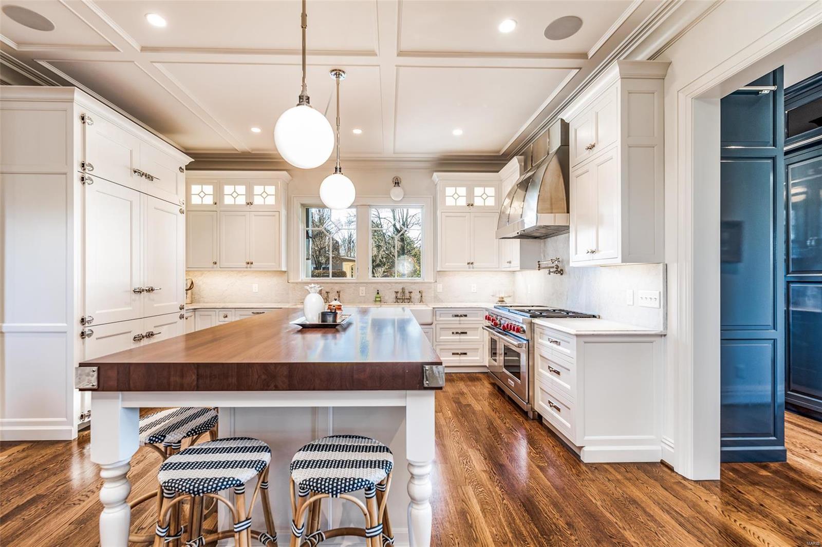 1926 South Mason Road St. Louis, MO 63131 - Photo 22 of 61