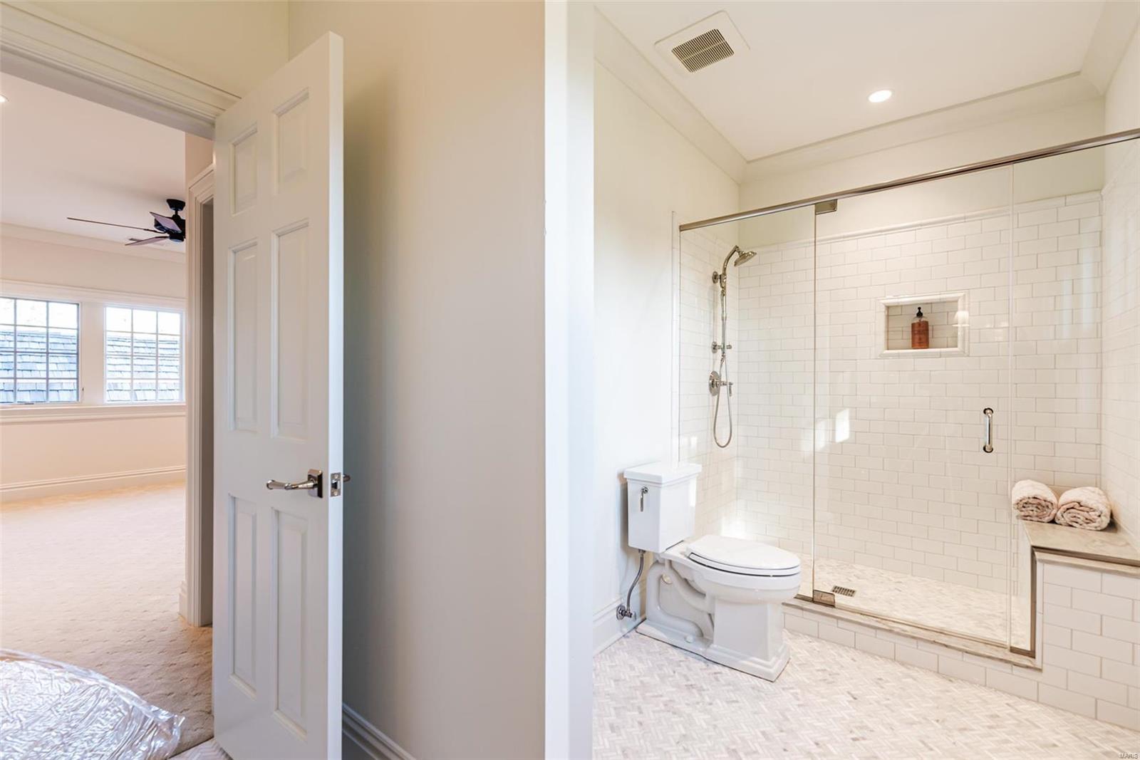 1926 South Mason Road St. Louis, MO 63131 - Photo 42 of 61