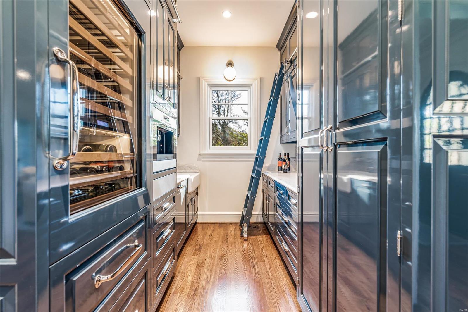 1926 South Mason Road St. Louis, MO 63131 - Photo 6 of 61