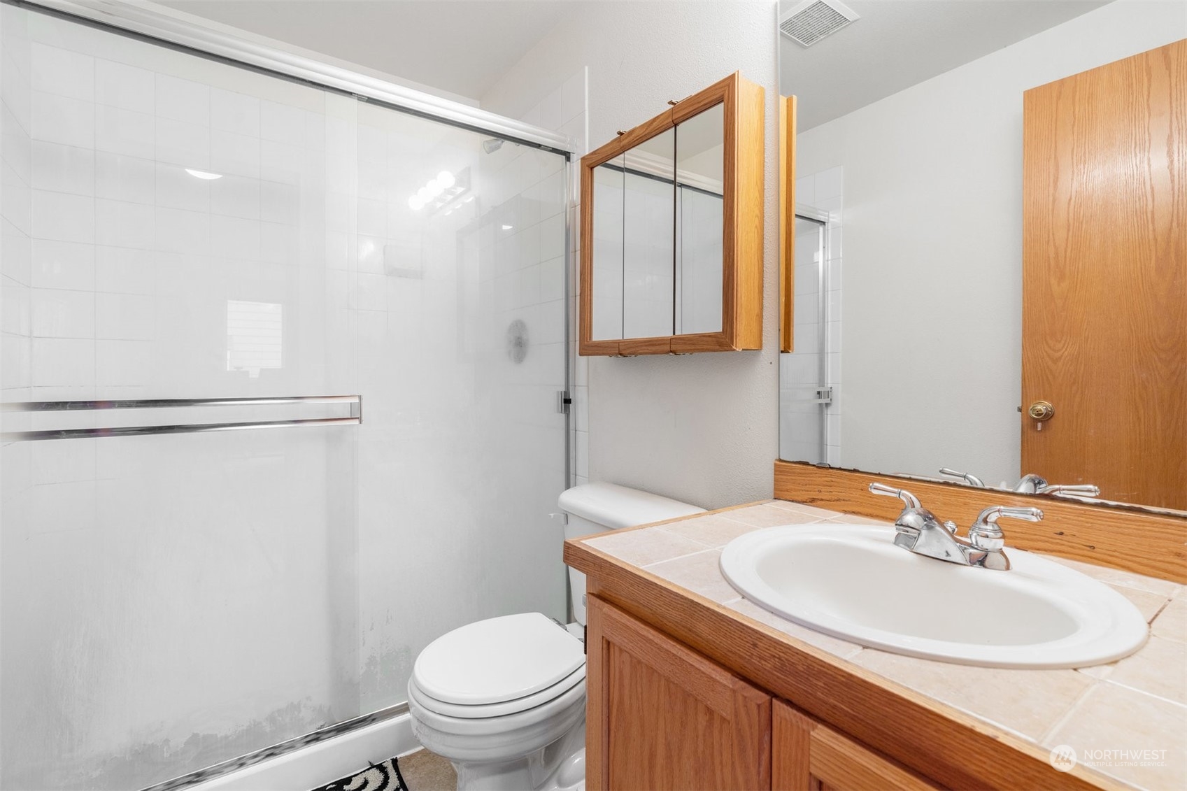 14718 Southeast 185th Place Renton, WA 98058 - Photo 17 of 32 Gallery Image 17