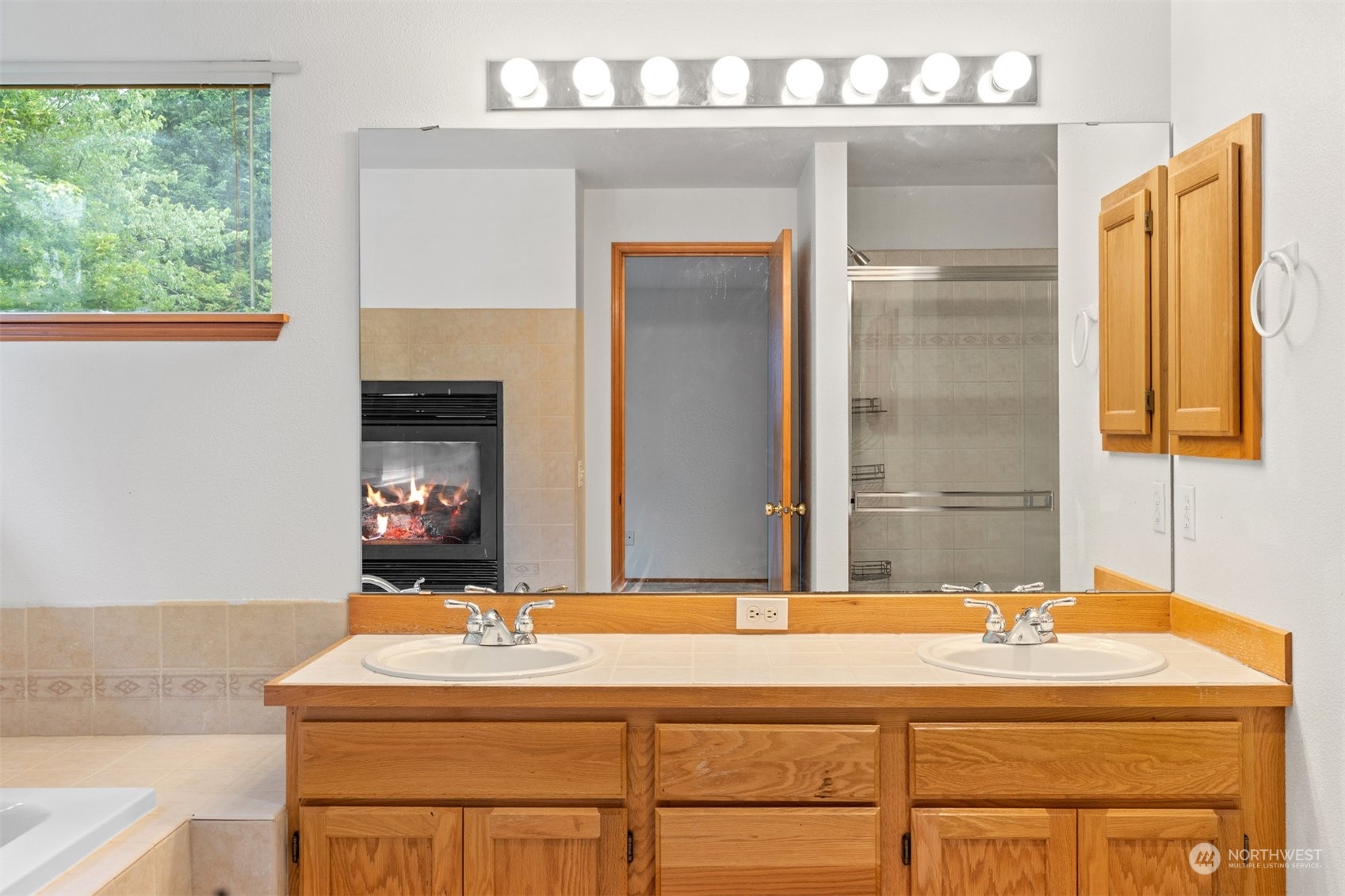 14718 Southeast 185th Place Renton, WA 98058 - Photo 24 of 32 Gallery Image 24