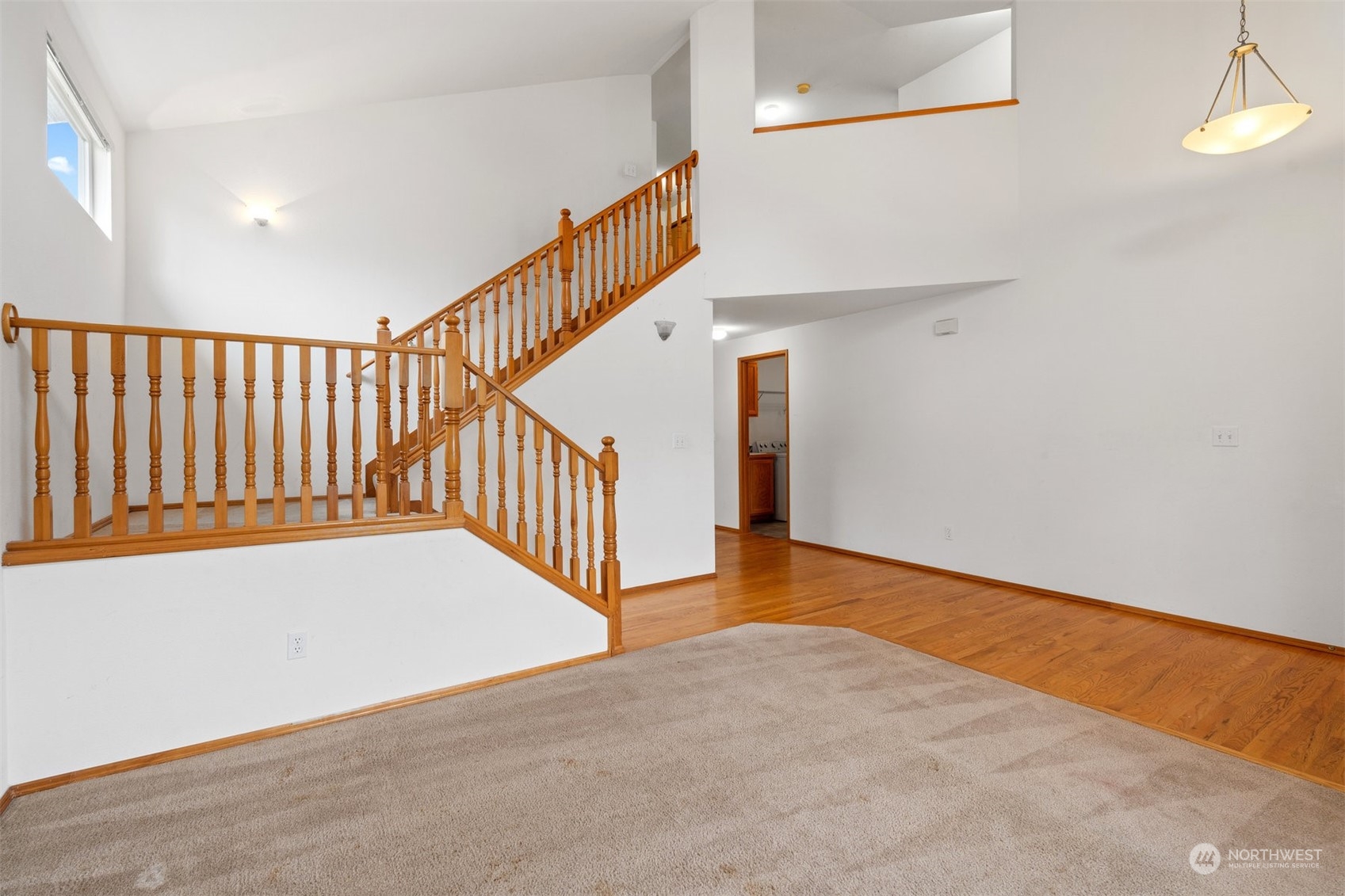 14718 Southeast 185th Place Renton, WA 98058 - Photo 5 of 32 Gallery Image 5