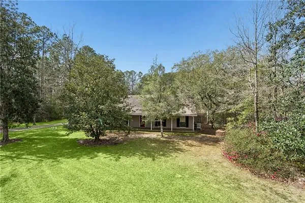 $370,000 | 107 Pinewood Circle, Pearl River, LA 70452