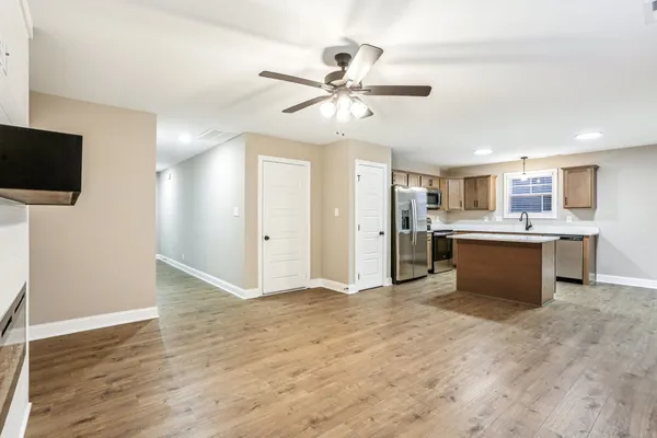 $324,400 | 331 Cardinal Crk Drive, Clarksville, TN 37040