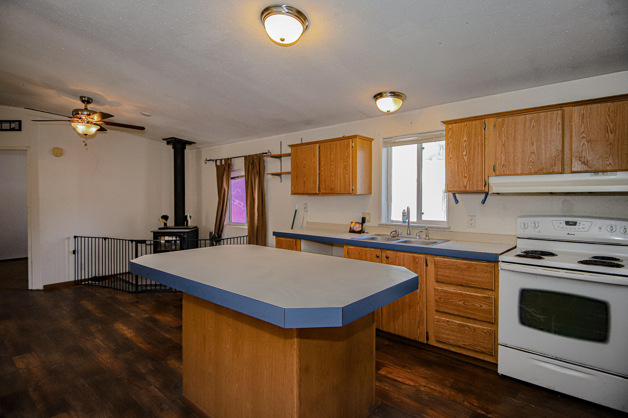 15001 Meadows Road White City, OR 97503 - Photo 23 of 54 23