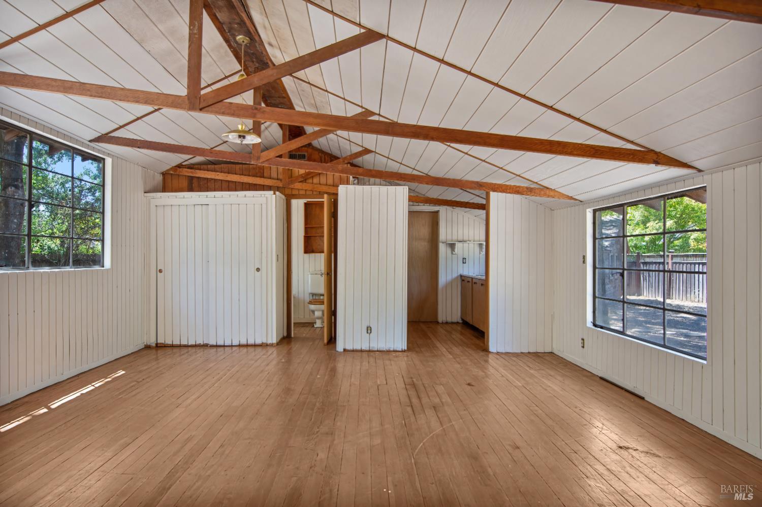 1050 Castle Road Sonoma, CA 95476 - Photo 24 of 32 Gallery Image 24