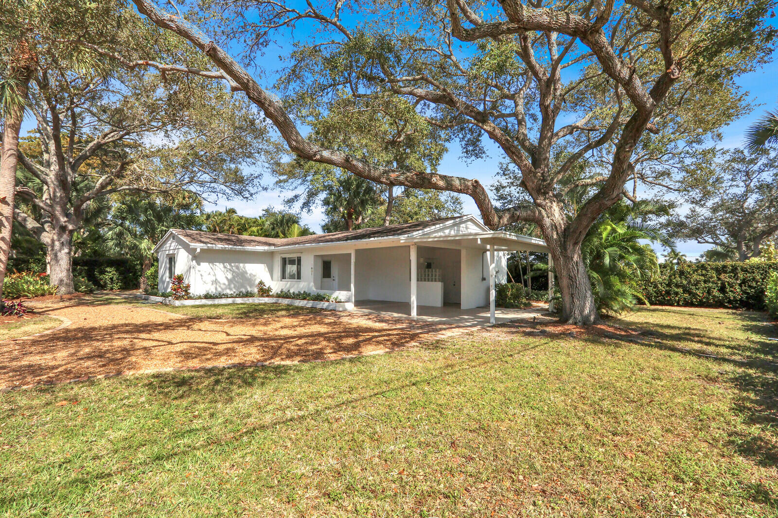 601 Paulina Road Jupiter, FL 33477 - Photo 5 of 36 05_Image_5_mls