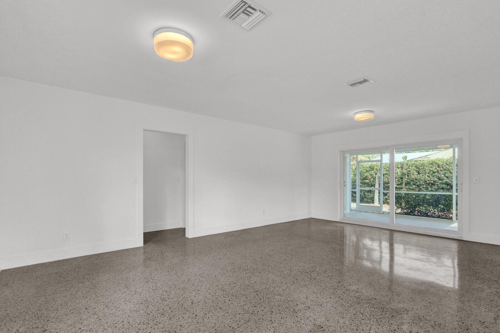 601 Paulina Road Jupiter, FL 33477 - Photo 7 of 36 07_Image_7_mls