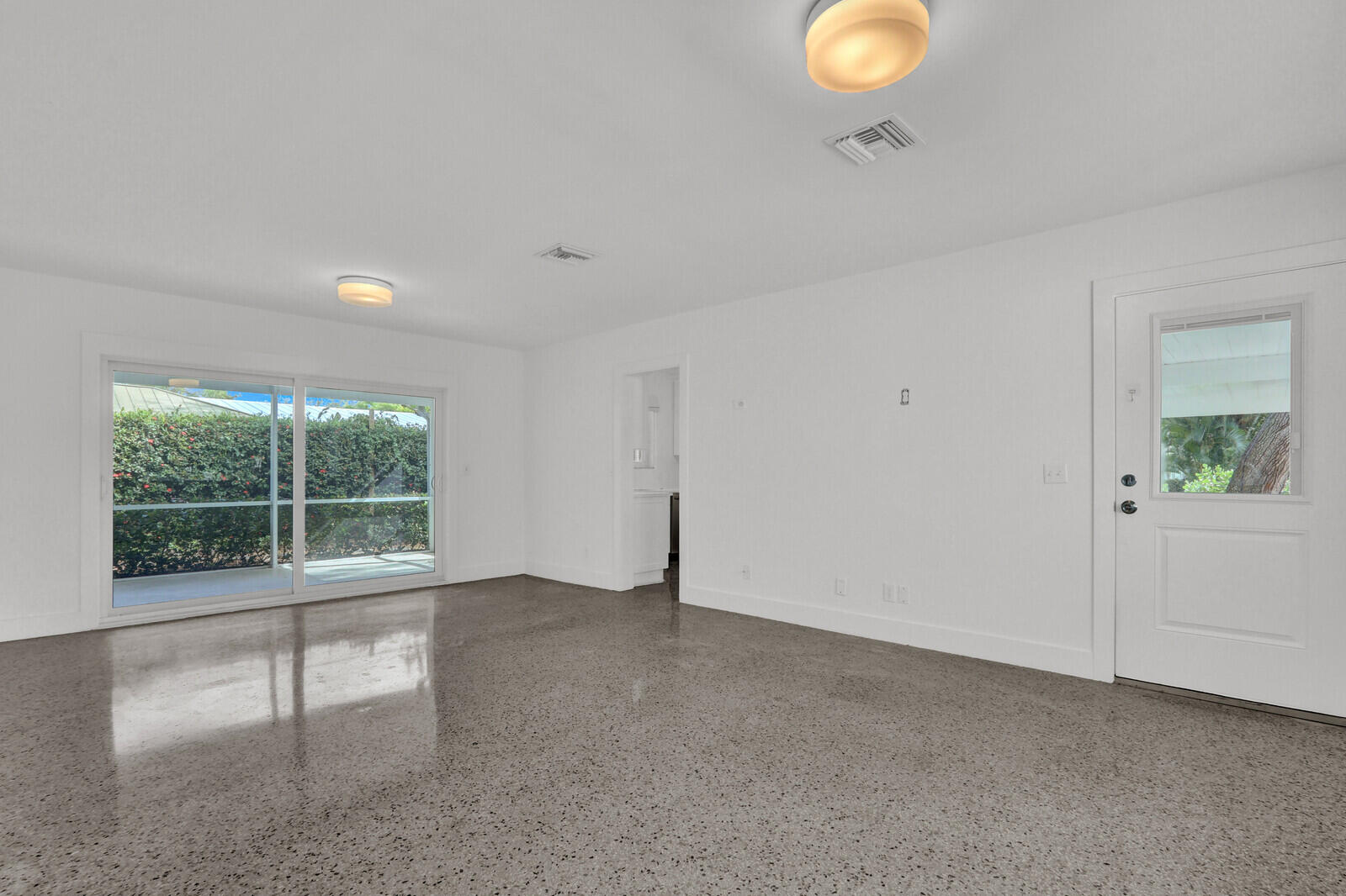 601 Paulina Road Jupiter, FL 33477 - Photo 8 of 36 08_Image_8_mls