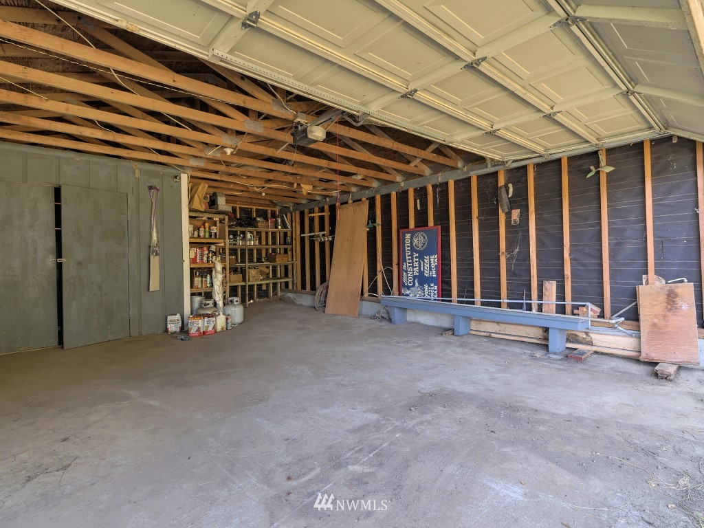 530 East Lombard Road South Grapeview, WA 98546 - Photo 9 of 12 Gallery Image 9