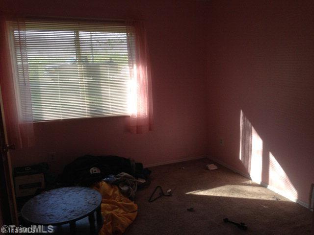 2171 Rice Road Reidsville, NC 27320 - Photo 5 of 10 1st Bedroom.