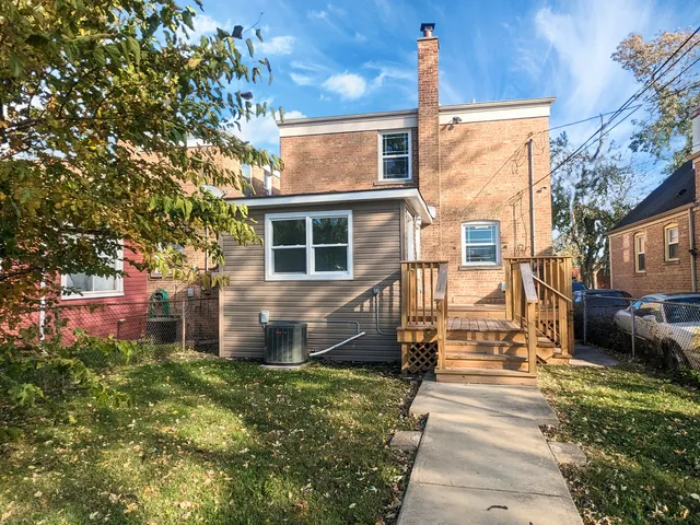 $3,200 | 9318 South Aberdeen Street, Chicago, IL 60620