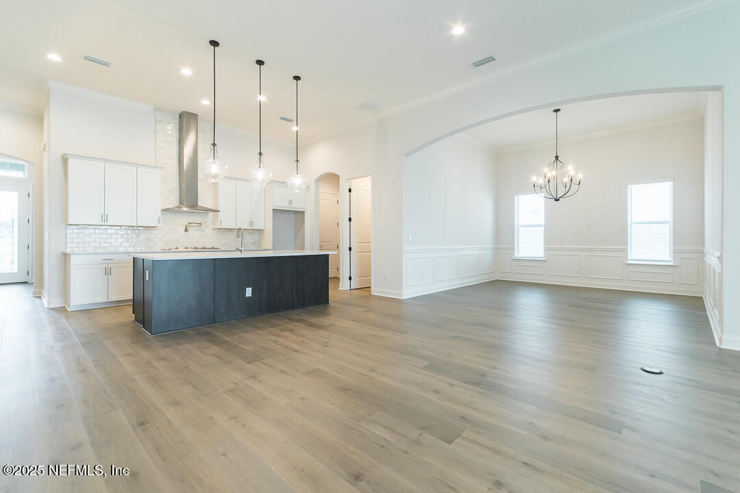 303 Eagle Moon Lake Drive St. Augustine, FL 32092 - Photo 13 of 35 a view of kitchen and windows