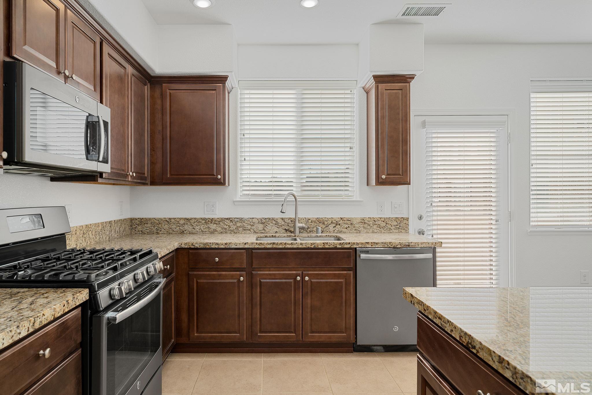 250 Mark Jeffrey Lane Reno, NV 89503 - Photo 3 of 18 Photo 3