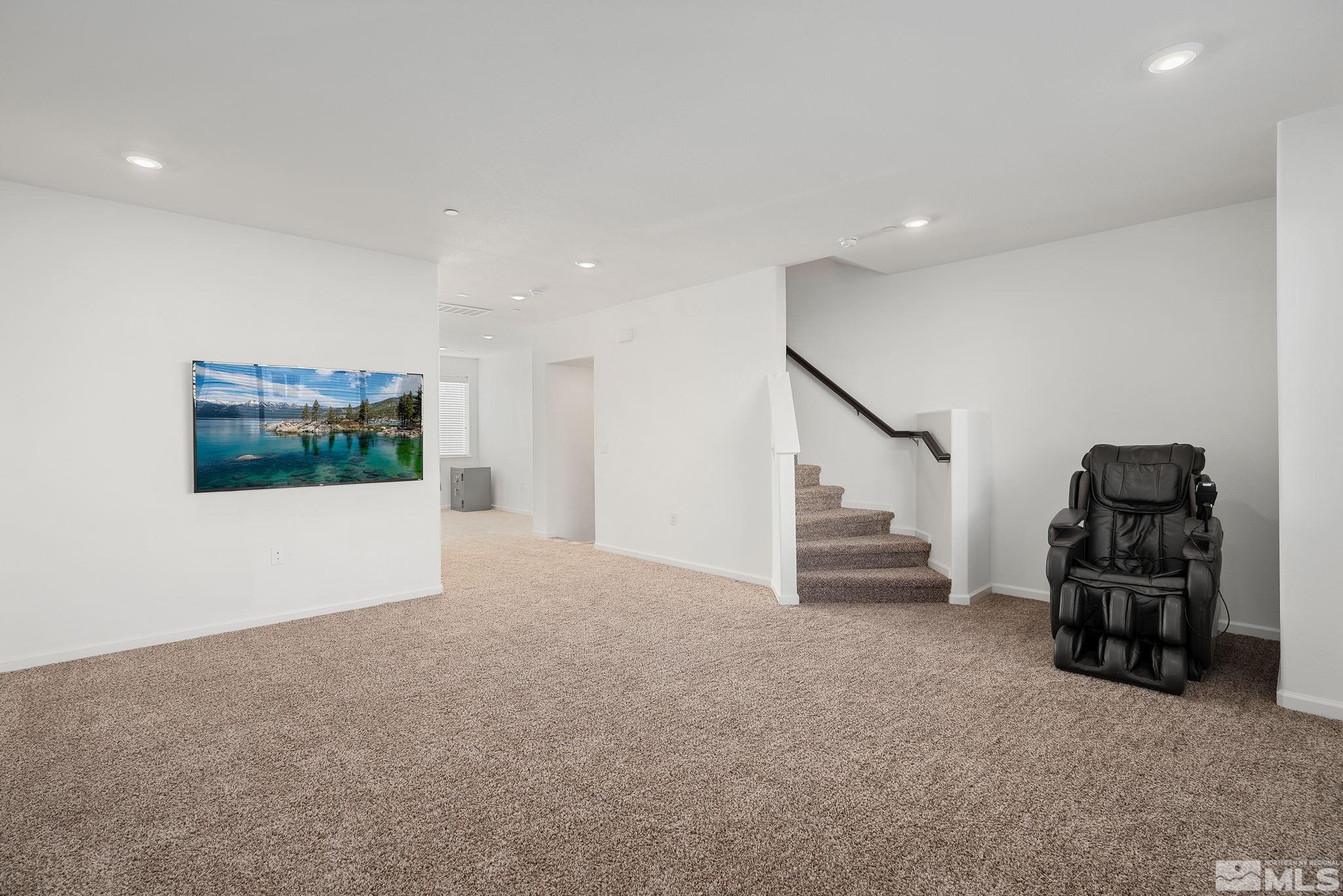 250 Mark Jeffrey Lane Reno, NV 89503 - Photo 4 of 18 Photo 4