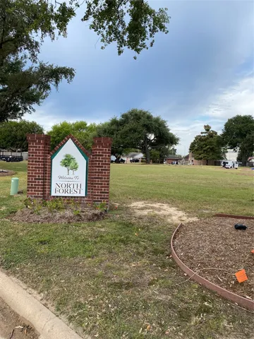 $1,550 | 415 North Forest Boulevard, Houston, TX 77090