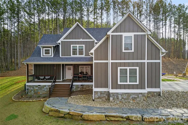 $849,900 | 201 Wright Road, Marion, NC 28752