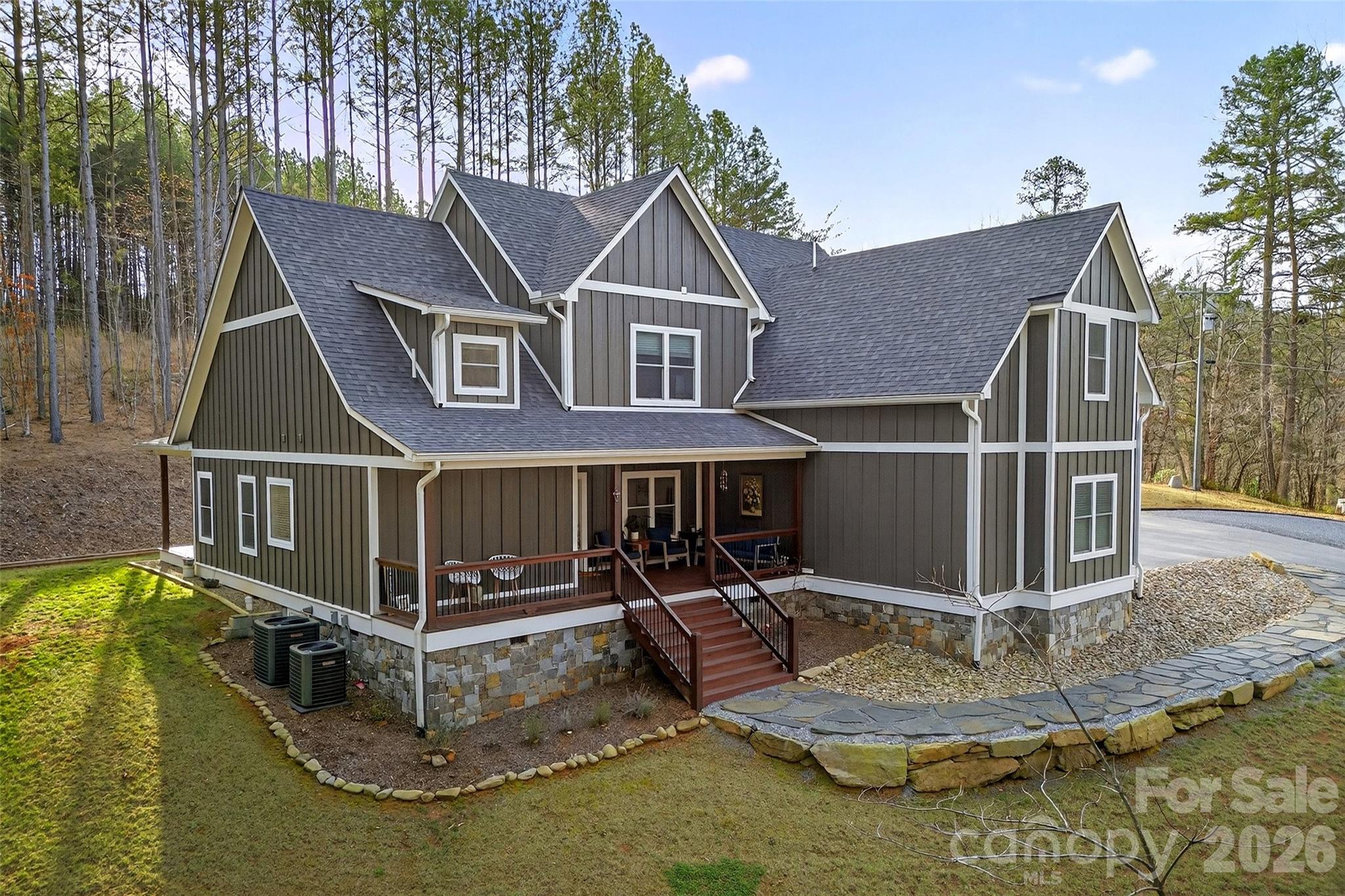 201 Wright Road Marion, NC 28752 - Photo 3 of 48