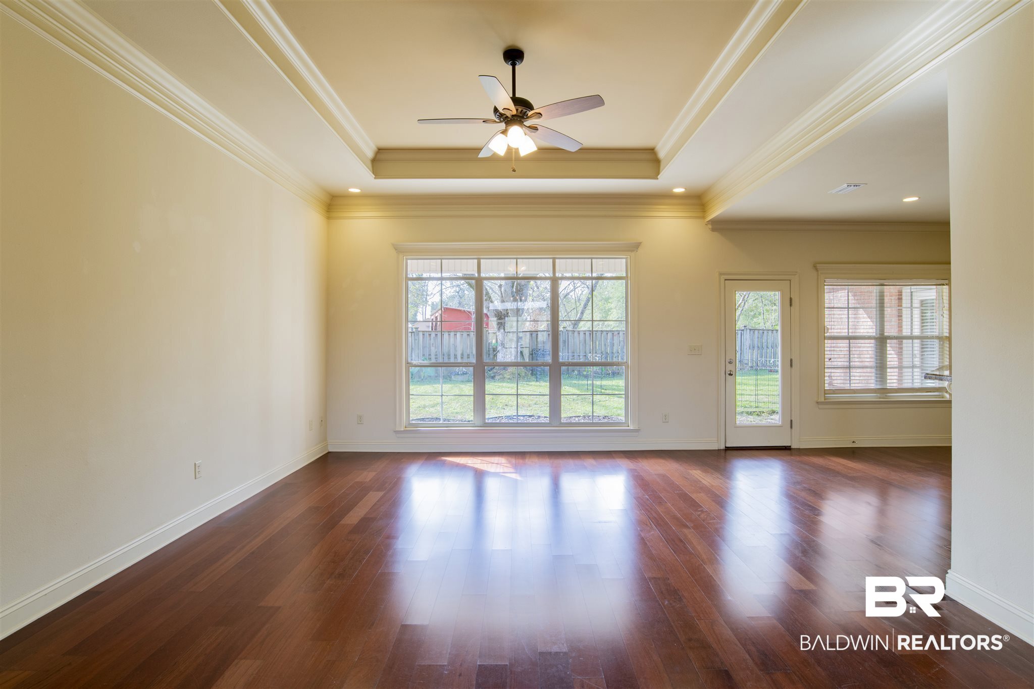 329 Pecan Ridge Boulevard Fairhope, AL 36532 - Photo 11 of 28 Living Room