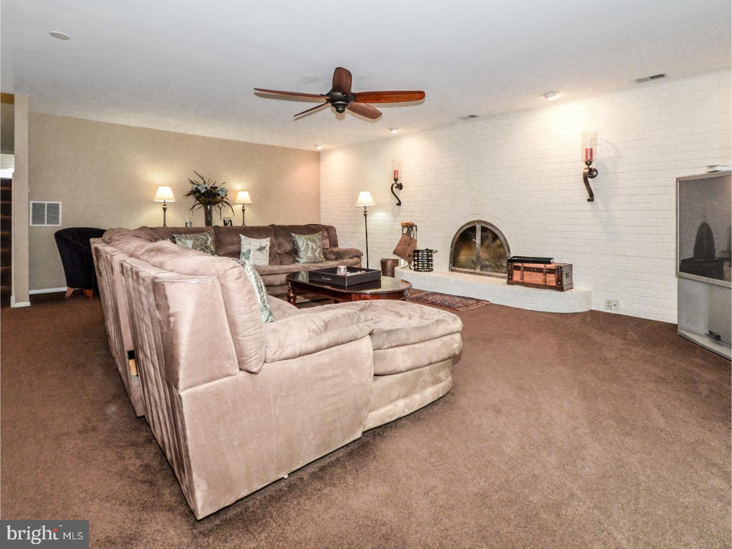 1267 Mettler Road Huntingdon Valley, PA 19006 - Photo 18 of 23 Family Room