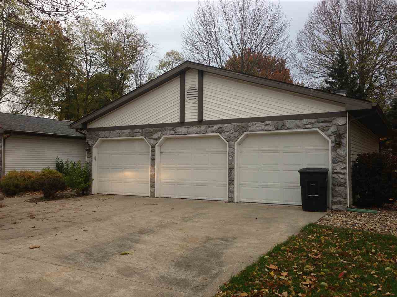 30871 Ridgeview Drive Elkhart, IN 46517 - Photo 3 of 9 Gallery Image 3