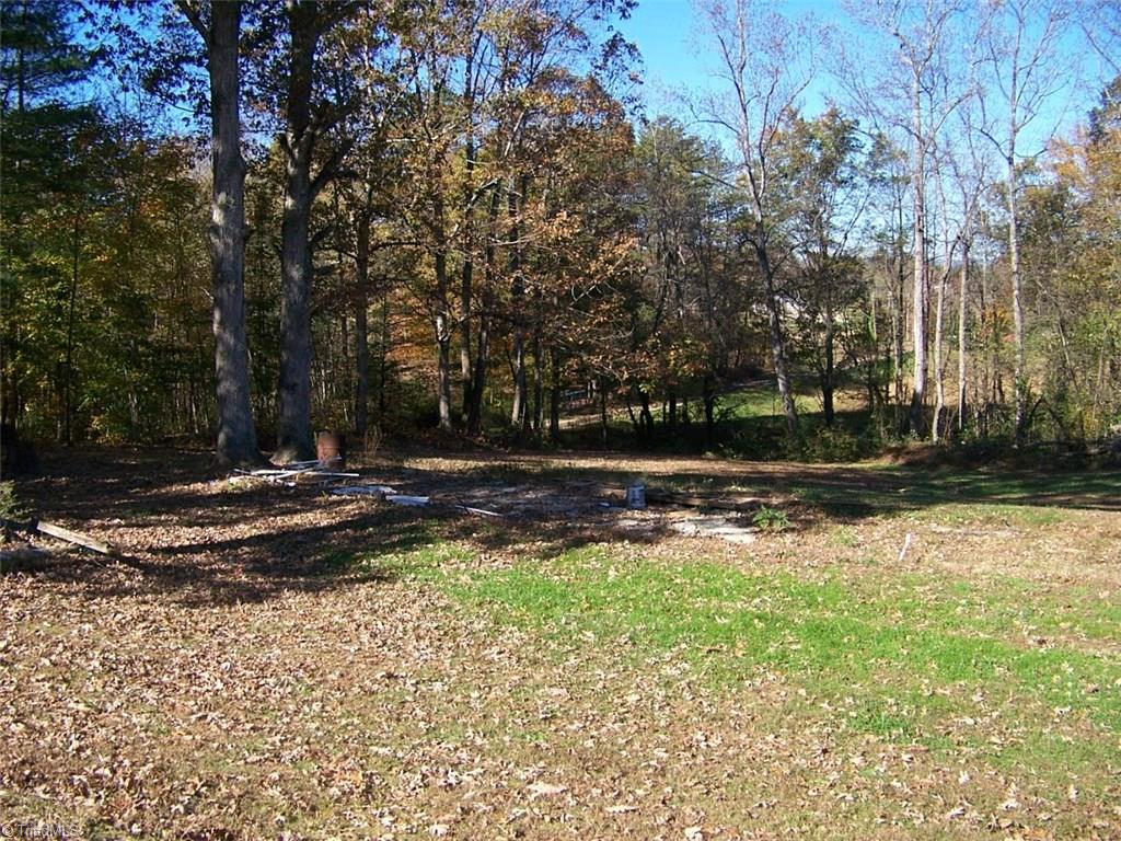 271 Monroe Road Mount Airy, NC 27030 - Photo 7 of 9 Gallery Image 7