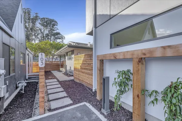 $895,000 | 103 Darlington Lane, Soquel, CA 95073