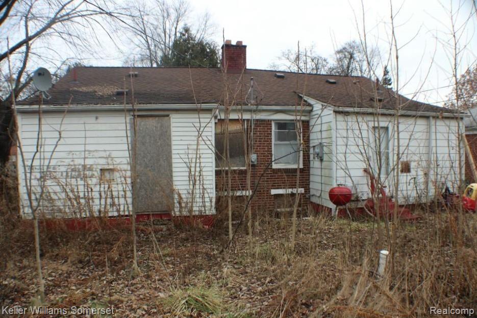 15145 Evergreen Road Detroit, MI 48223 - Photo 7 of 41