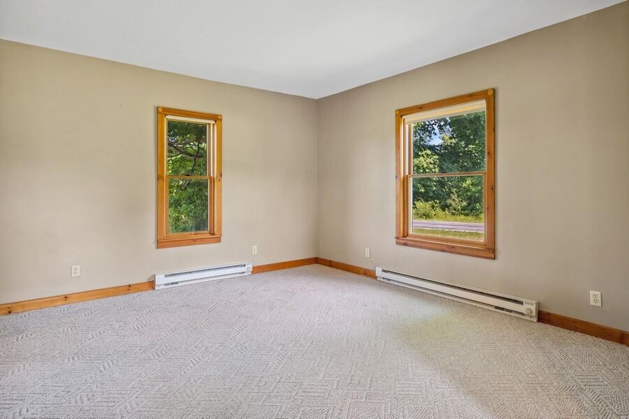 8624 Hagar Shore Road Watervliet, MI 49098 - Photo 12 of 30 Living Room