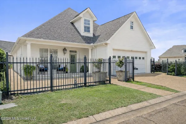 $349,900 | 25 Savannah Circle, Brandon, MS 39047