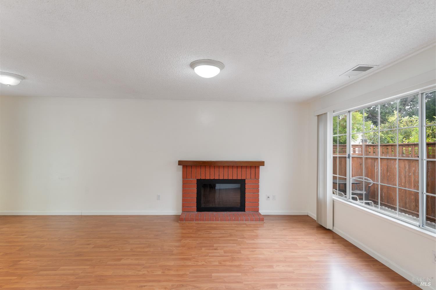 366 Wren Drive Santa Rosa, CA 95401 - Photo 18 of 42