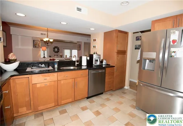 $2,595 | 112 Freedom Court, Bethlehem, PA 18020