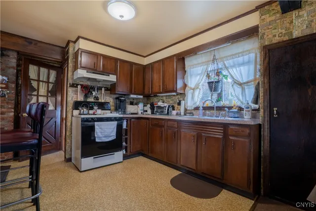 $184,900 | 142 Highway 169, Danube, NY 13365