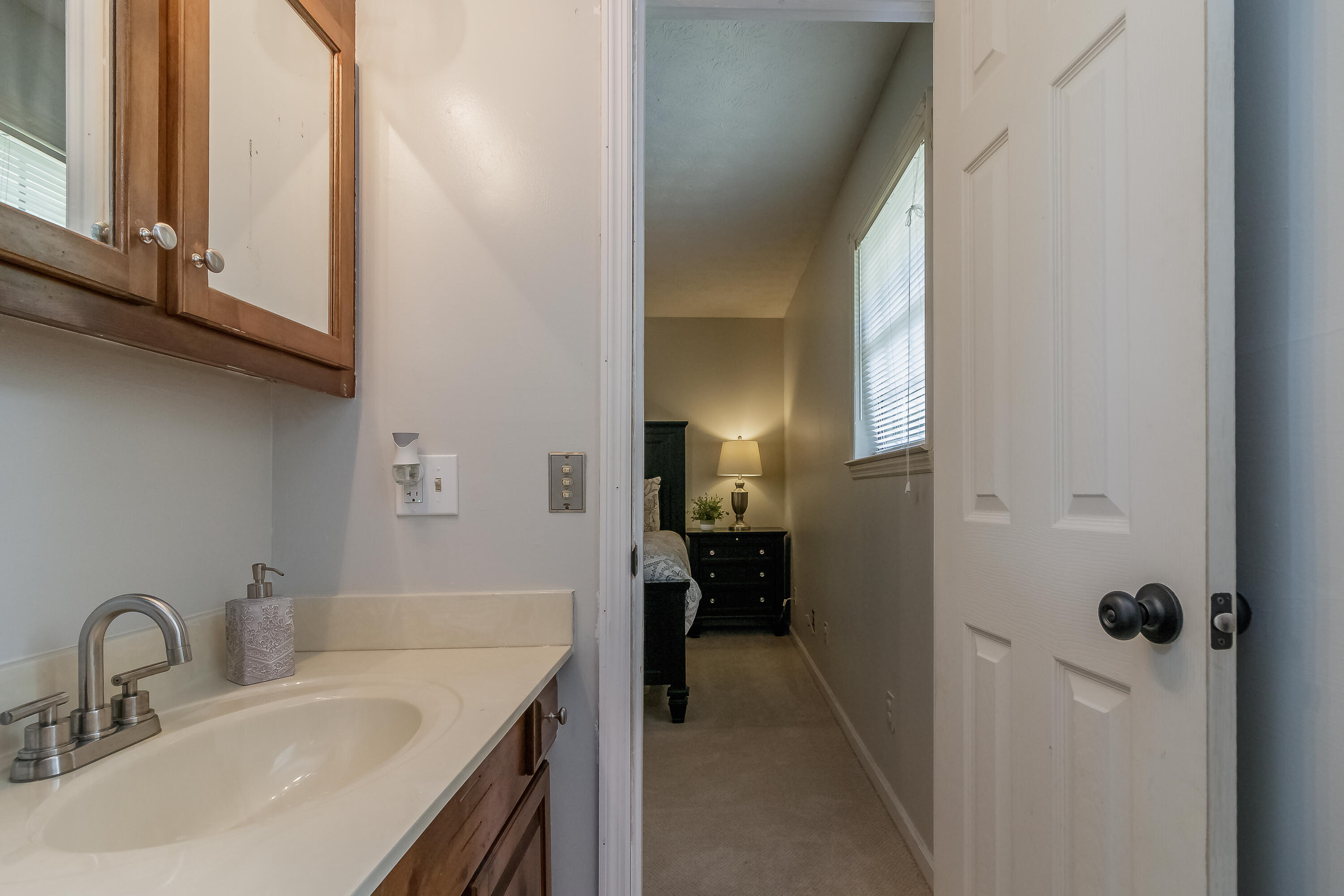 46 Jordan Circle Rock Spring, GA 30739 - Photo 21 of 36 Master Bathroom