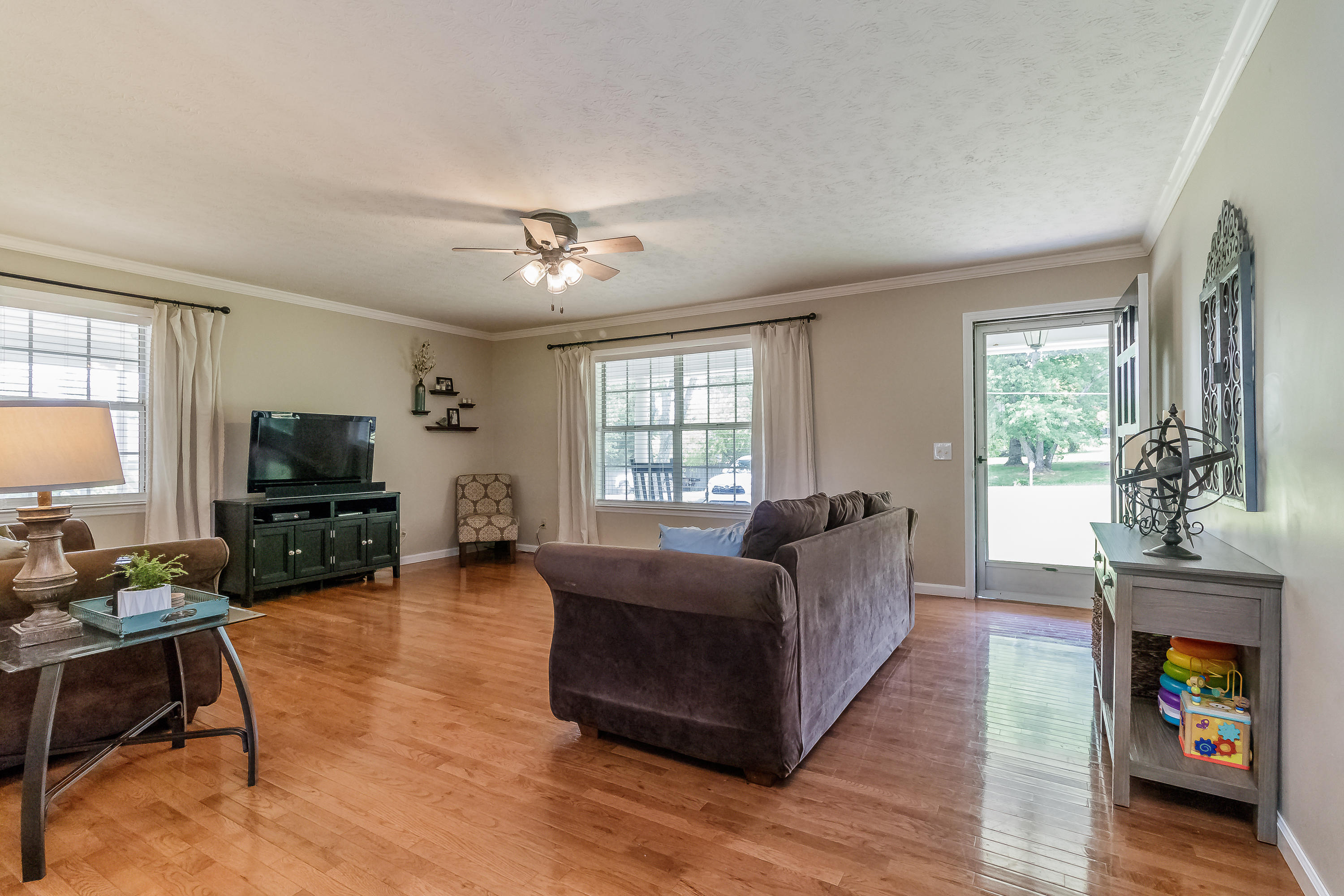 46 Jordan Circle Rock Spring, GA 30739 - Photo 7 of 36 Living Room
