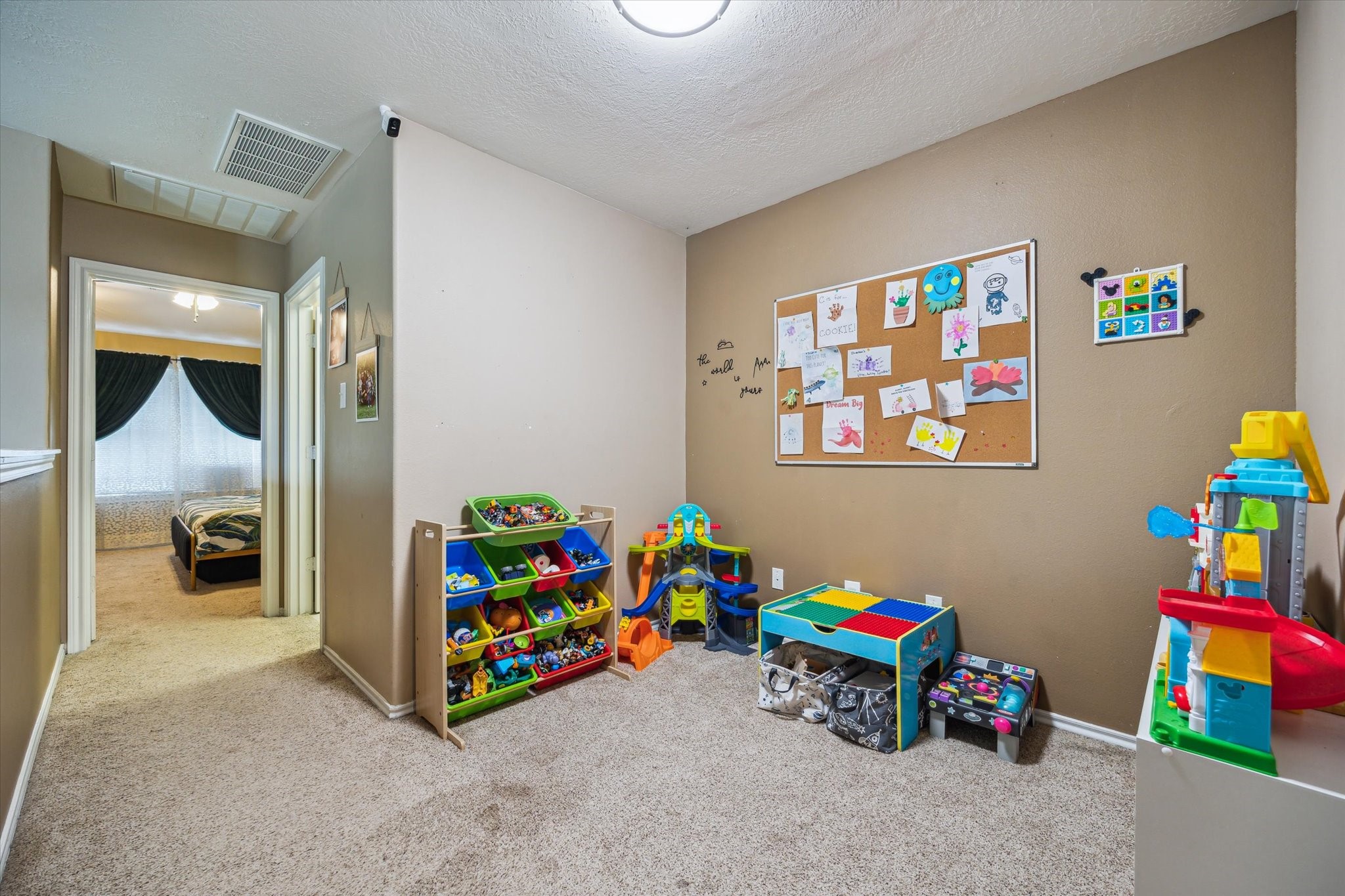 225 Drake Run Lane Dickinson, TX 77539 - Photo 15 of 22 a children play room with toys